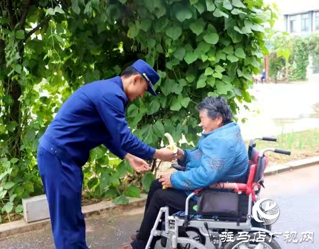 泌陽縣消防救援大隊開展敬老愛老活動