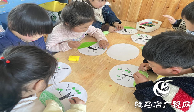 駐馬店市幼兒園開(kāi)展“植樹(shù)節(jié)”主題活動(dòng)